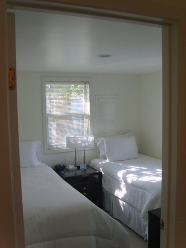 The Drake Hampton Bays